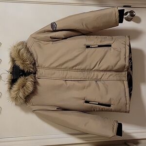 NWT Boys Rothschild‎ Size Medium Coat Zip Up and Zipper Pockets Warm Tan Hood
